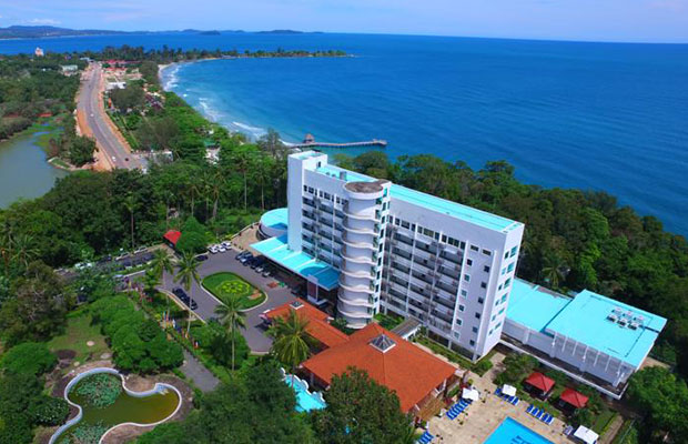 Independence Hotel Resort & Spa