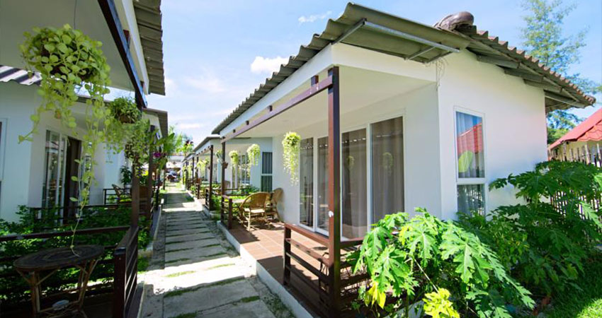 Sea Breeze Resort